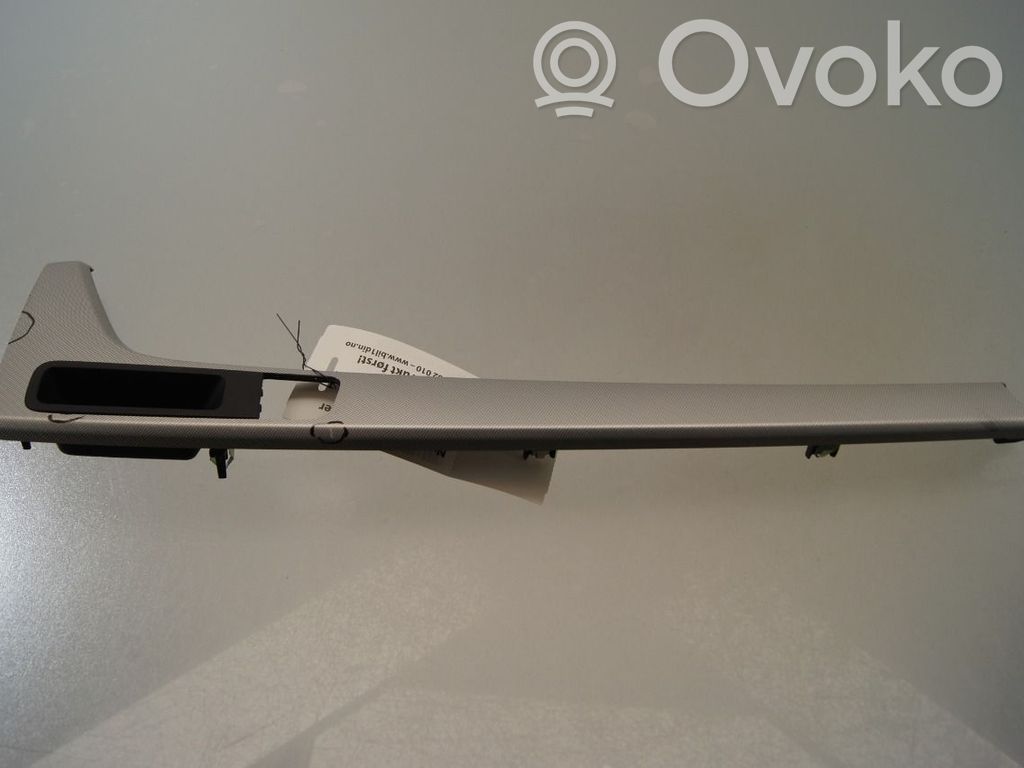 Audi A4 S4 B9 Tunel środkowy 