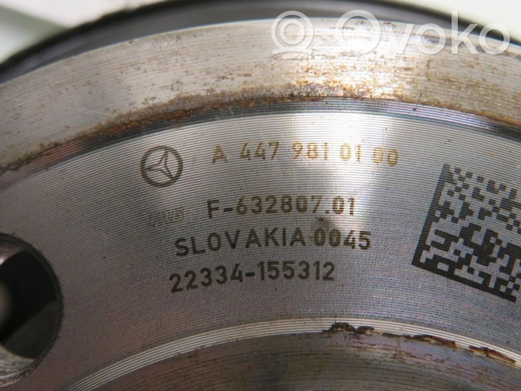 Mercedes-Benz Vito Viano W447 Zwrotnica koła tylnego