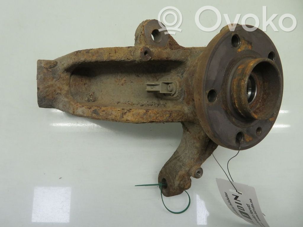 Volvo XC60 Achsschenkel vorne 