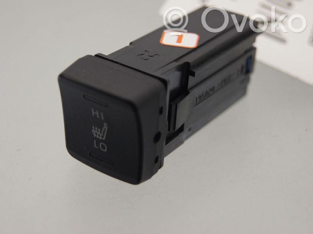Toyota Corolla E210 E21 Interruttore riscaldamento sedile 