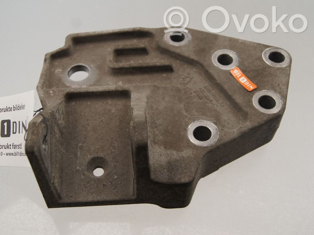 Land Rover Range Rover Evoque L538 Wspornik / Mocowanie silnika 