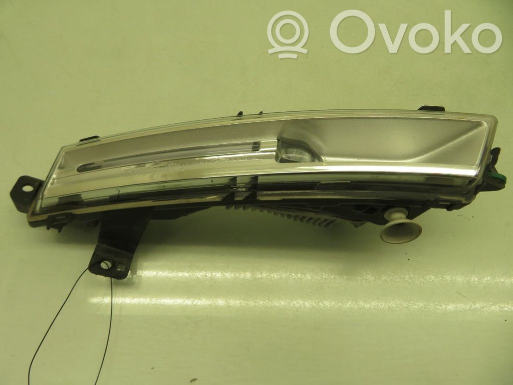 Etusumuvalo   T4A28763,HK8315200AD,HK8315200AD,HK8315200AD,HK8315200AF,T4A28763
