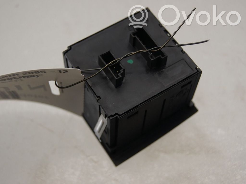 Botón interruptor de luz de peligro   61319196714,61319196714