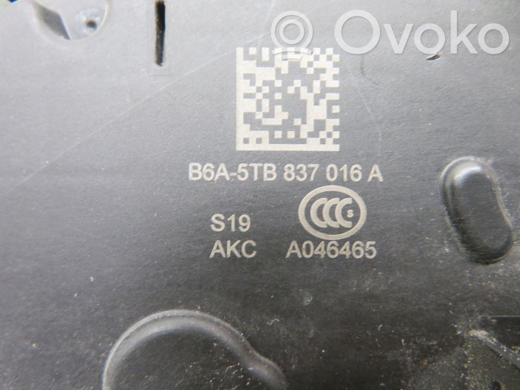 Skoda Superb B8 (3V) Zamek drzwi przednich