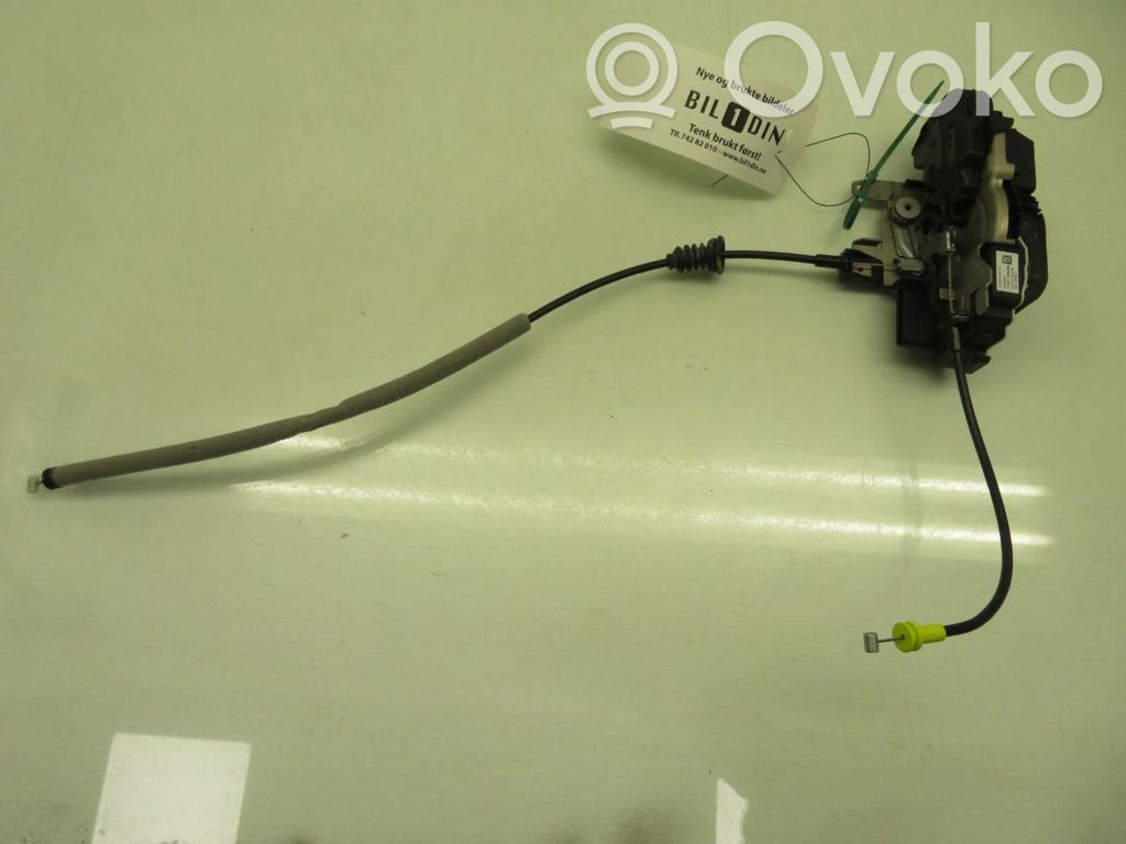 Volvo XC40 Etuoven lukko 