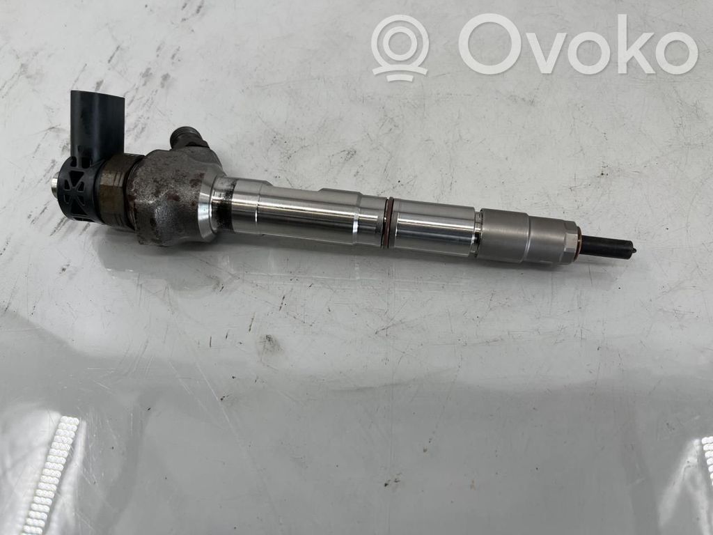 Audi A3 S3 8P Polttoainesuutin 