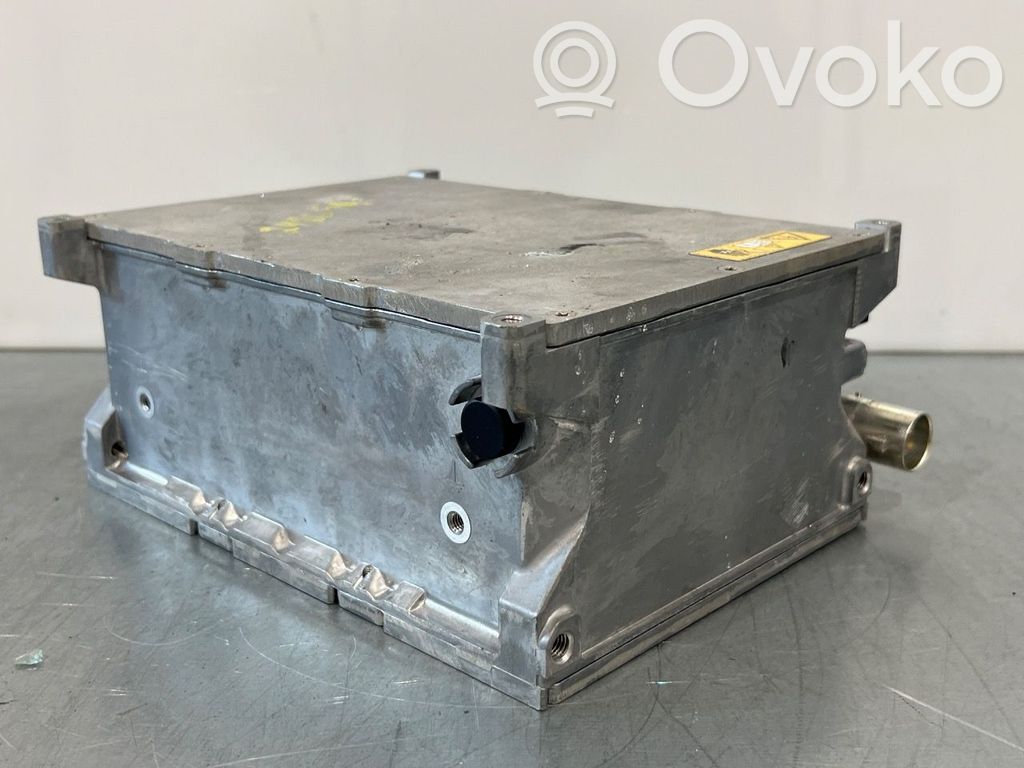 Mercedes-Benz C W205 Chargeur batterie (en option)