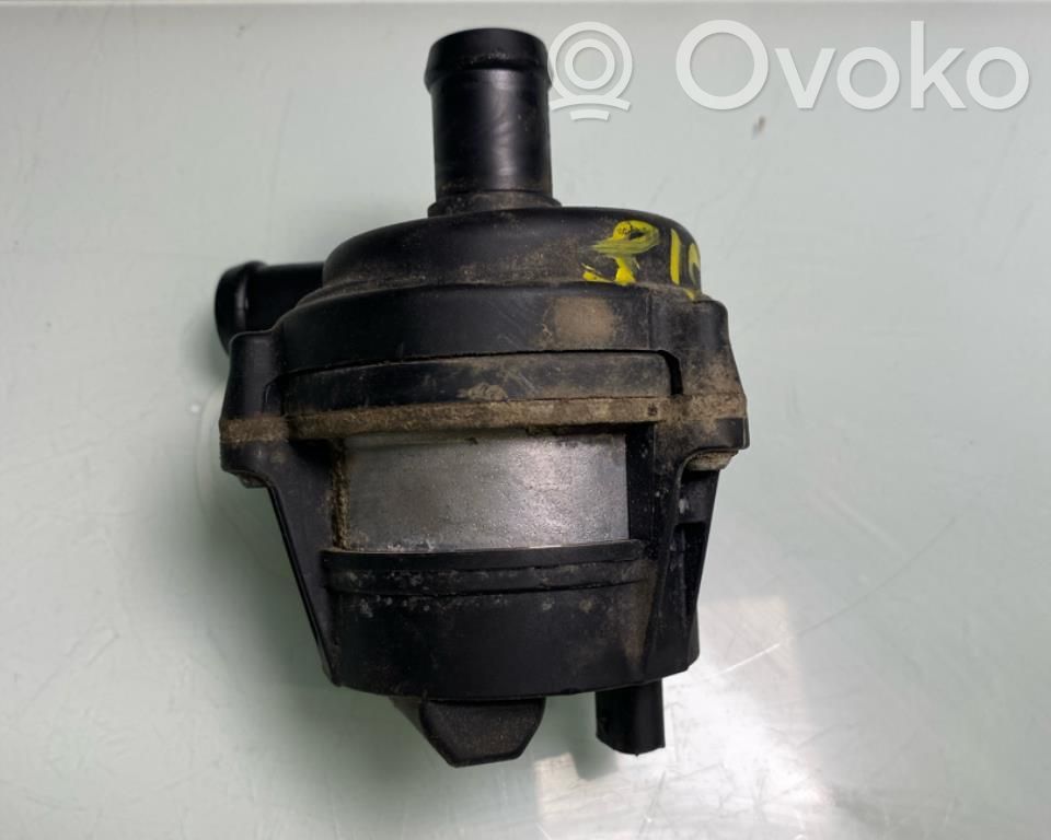 Bomba de agua   J9D1109,J9D38501AA,J9D1109,J9D38501AA