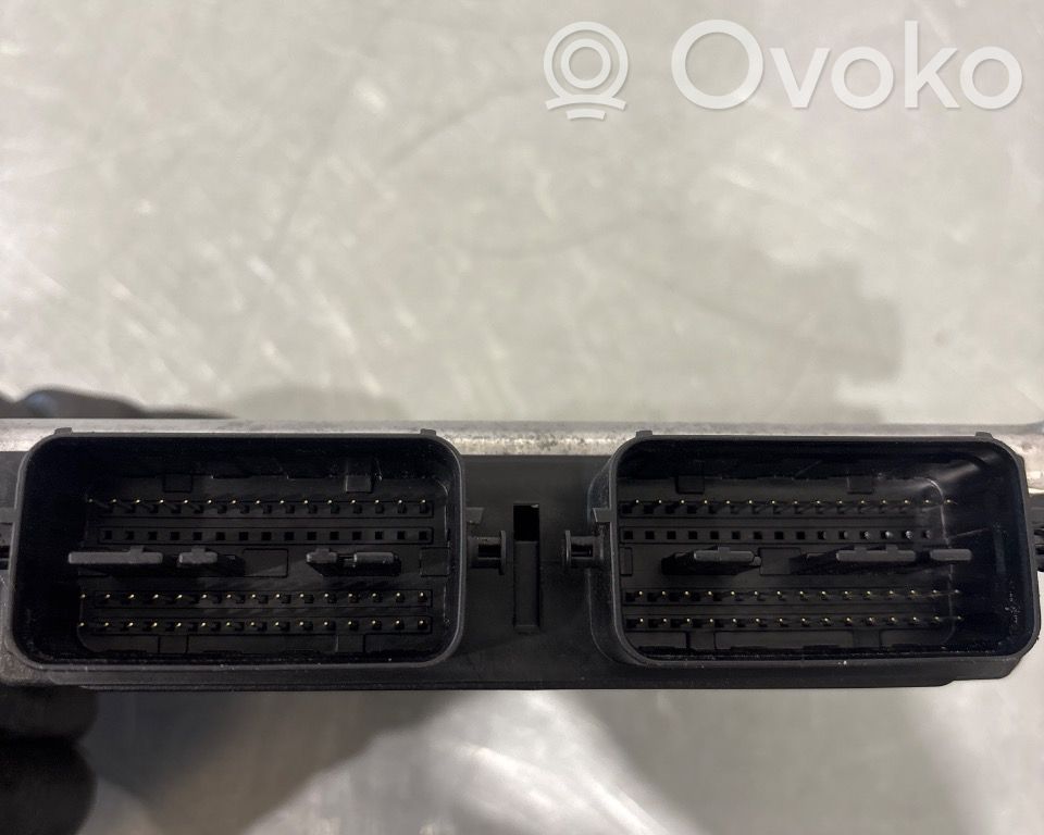 Suzuki Swift I Engine control unit/module ECU 