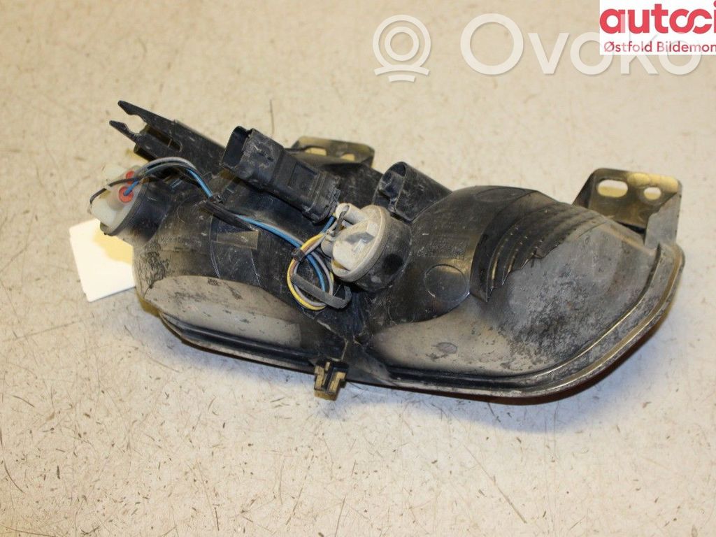 Citroen C4 II Picasso Lampă bară spate 