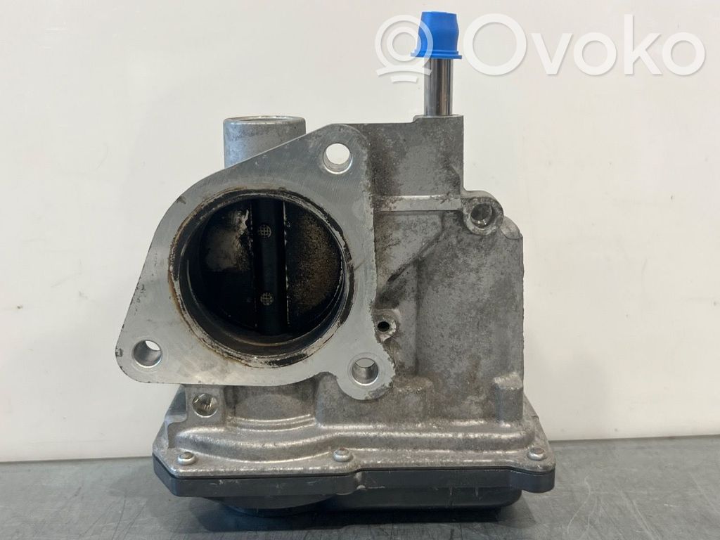Toyota Yaris Valvola corpo farfallato