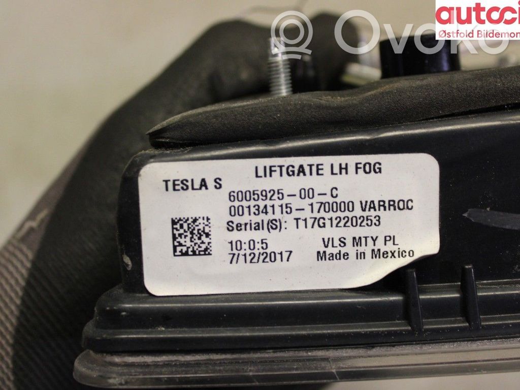 Tesla Model S Lampă spate în caroserie 