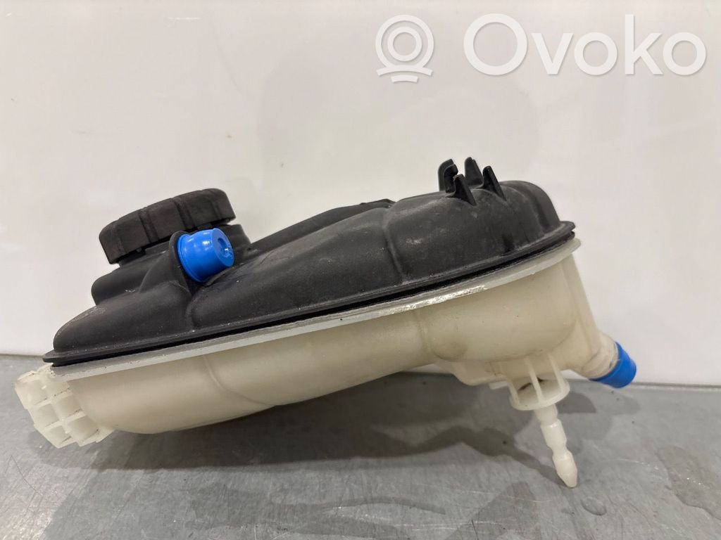 Mercedes-Benz A W176 Vaso di espansione carburante