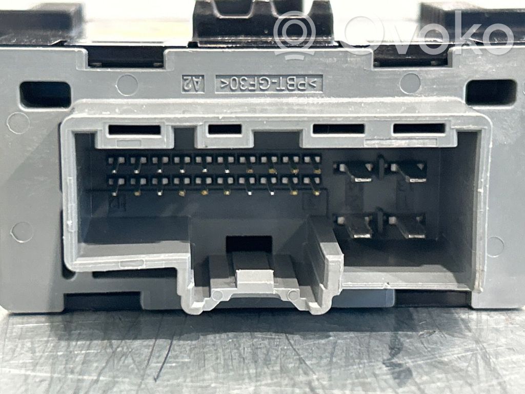 Ford Fiesta Door control unit/module 