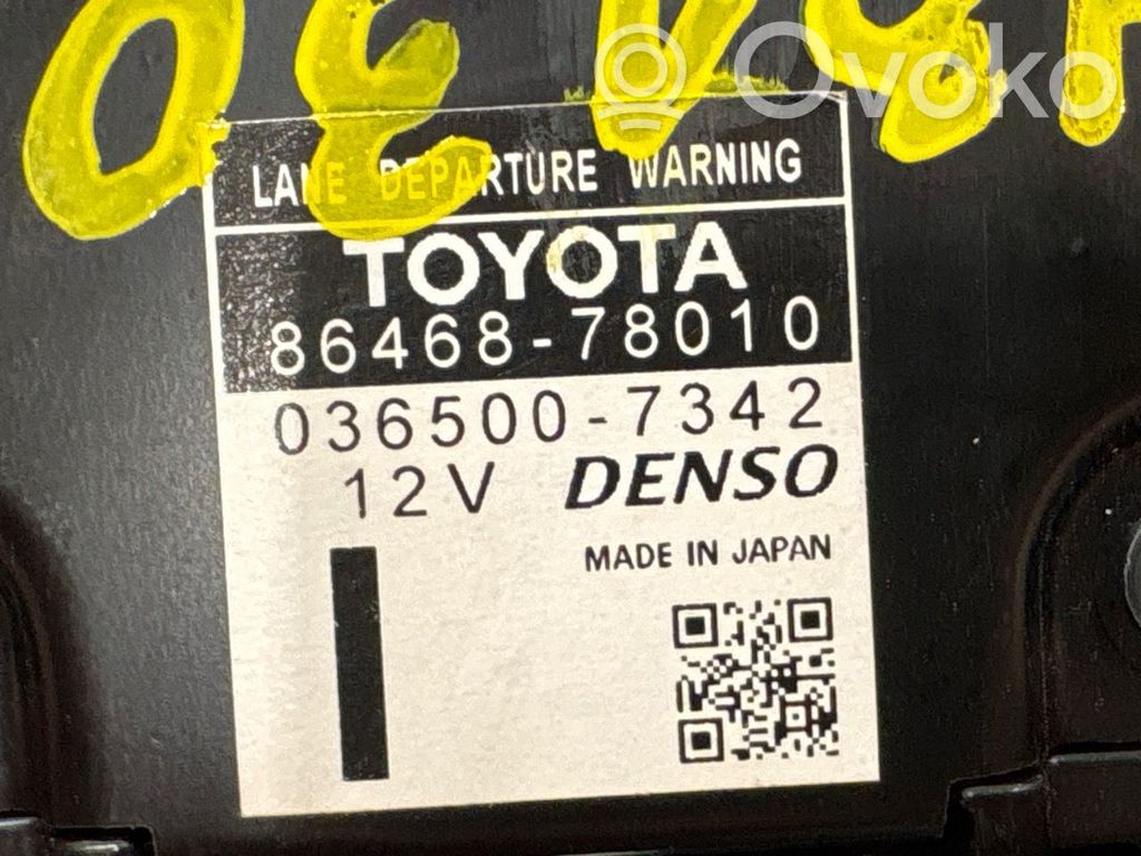 Lexus NX Windshield/windscreen camera