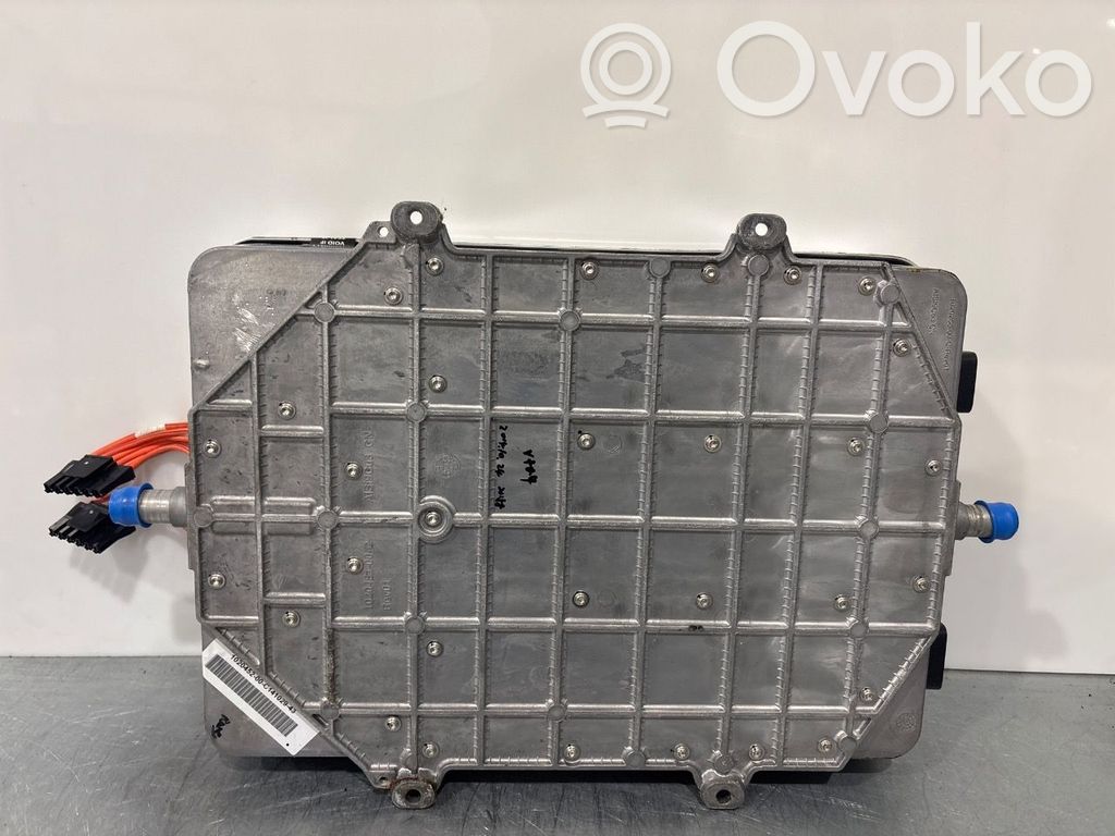 Tesla Model S Chargeur batterie (en option) 