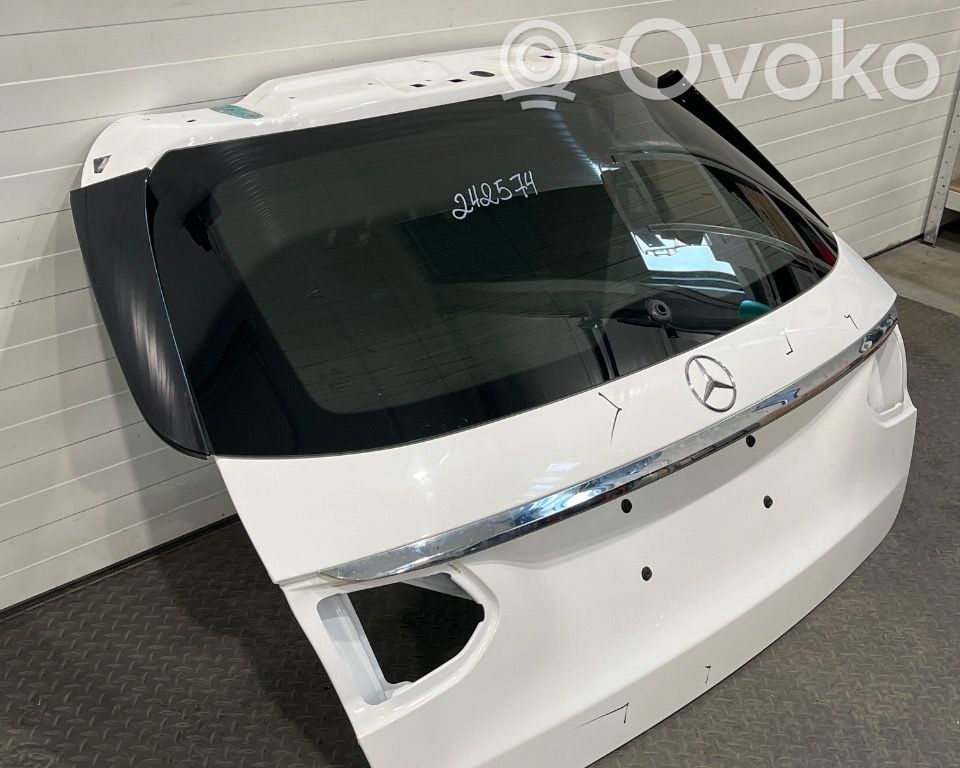 Mercedes-Benz C W205 Couvercle de coffre
