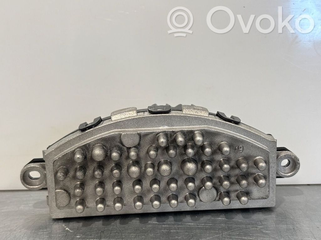 Volkswagen PASSAT B8 Motor aerotermă/rezistor ventilator 