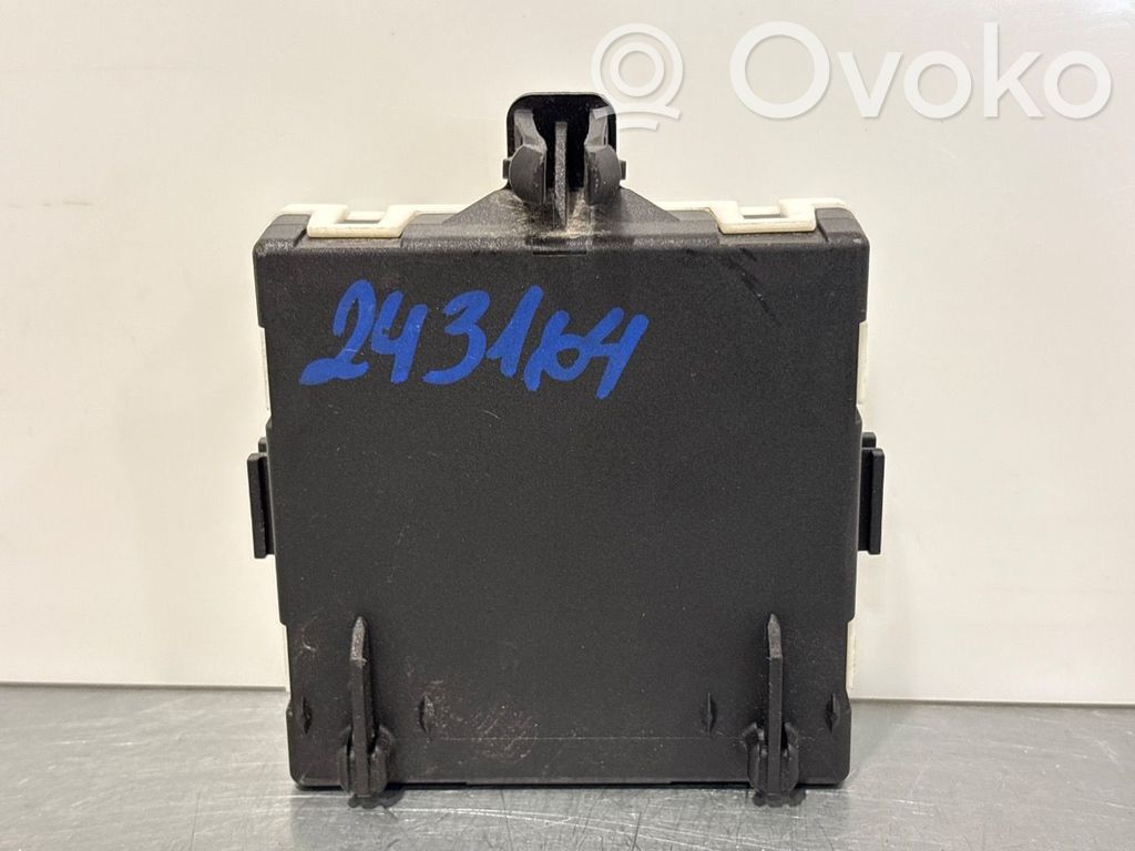 Mercedes-Benz C W205 Centralina/modulo portiere