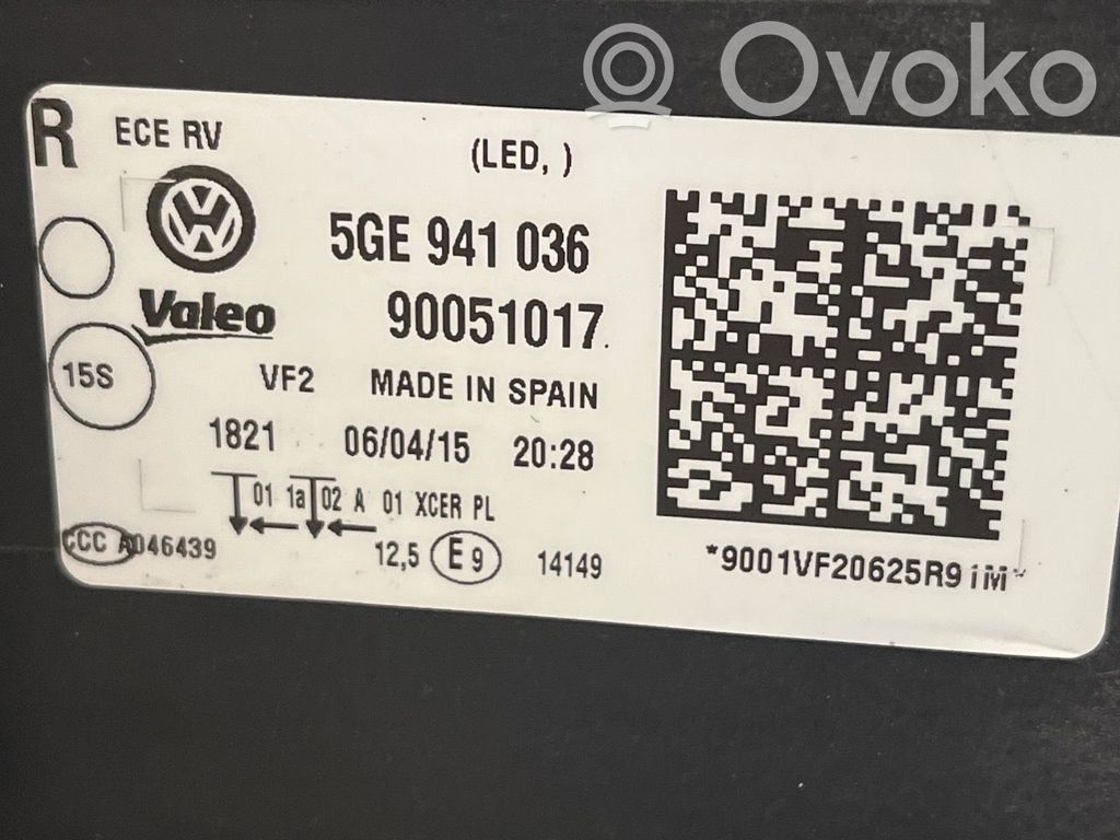 Volkswagen e-Golf Scheinwerfer 
