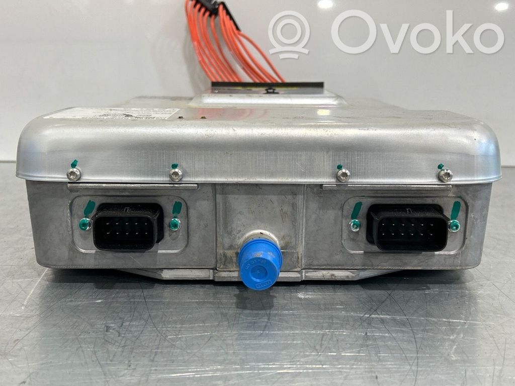 Tesla Model S Caricabatteria (opzionale)