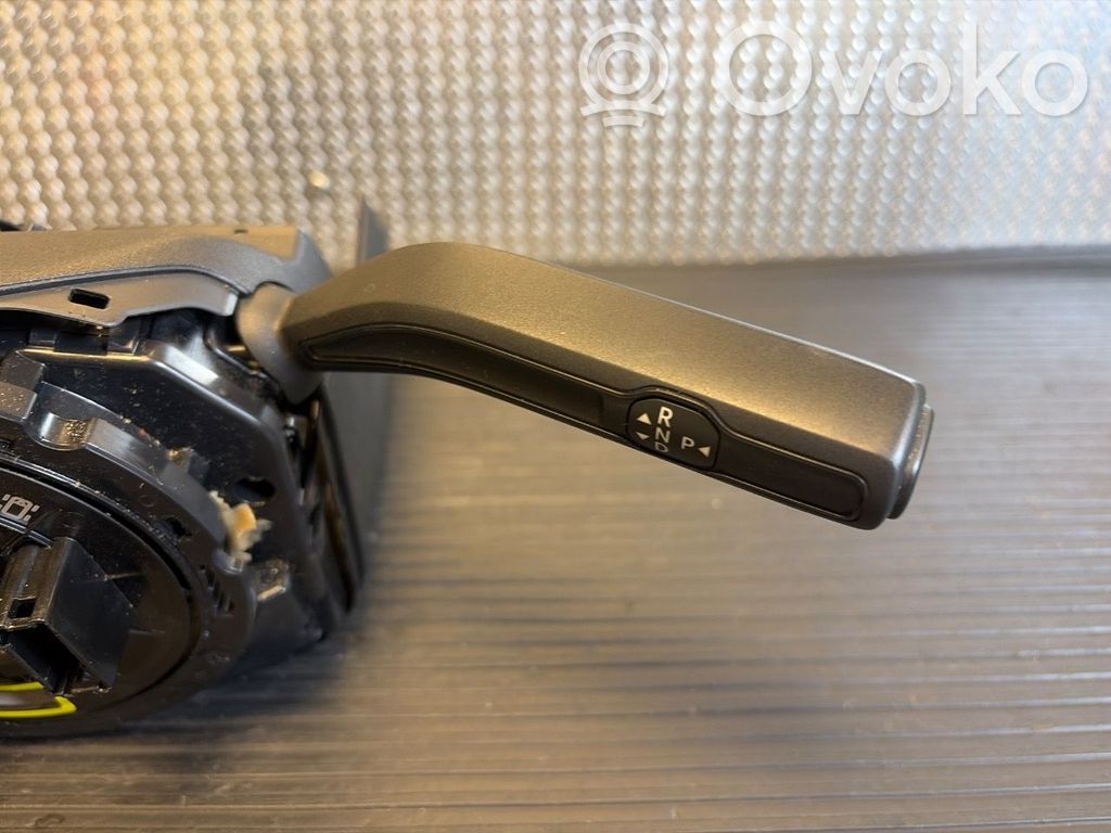 Mercedes-Benz EQB Interruptor de control multifunción