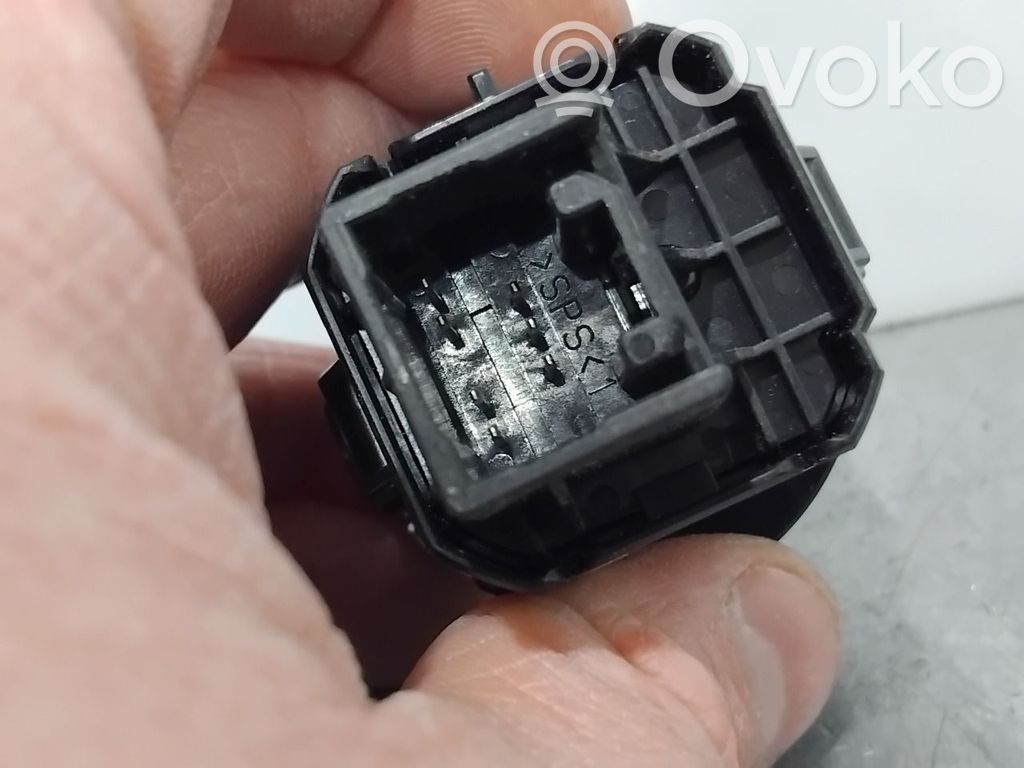 Peugeot 4008 Engine start stop button switch
