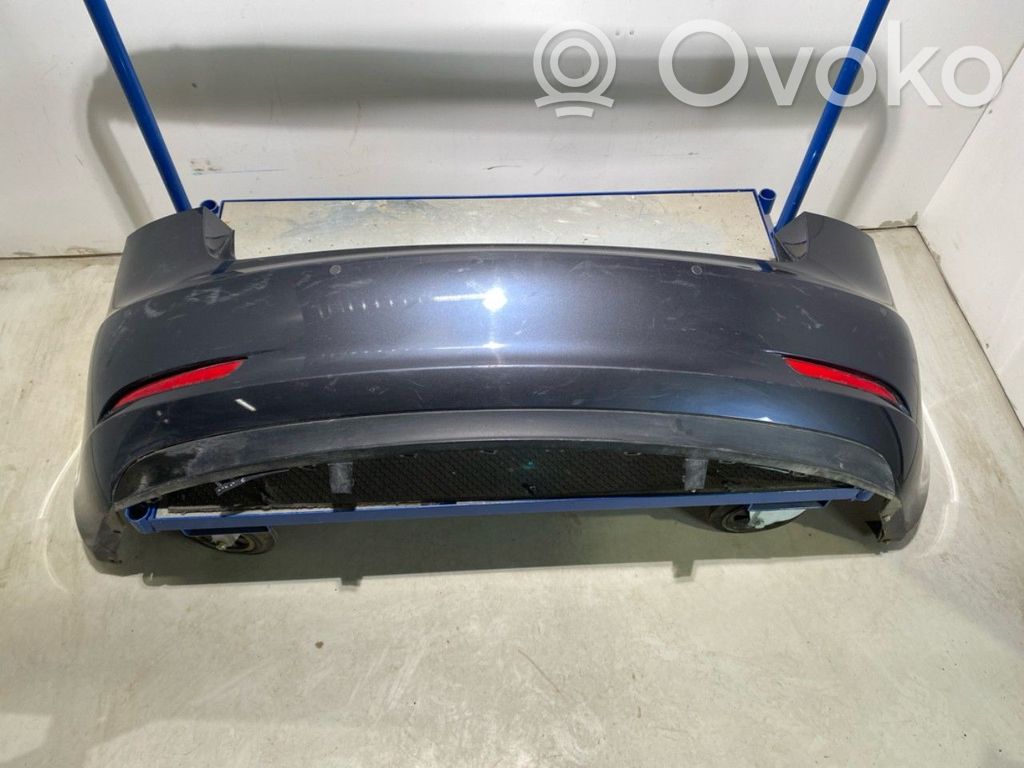 Tesla Model 3 Zderzak tylny