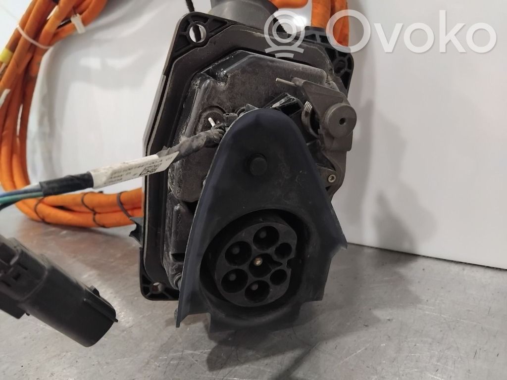 Tesla Model S Kabel wysokiego napięcia 