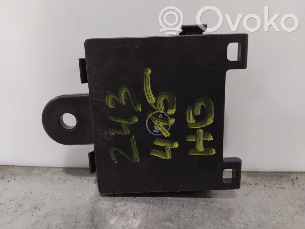 Tesla Model S Centralina/modulo portiere