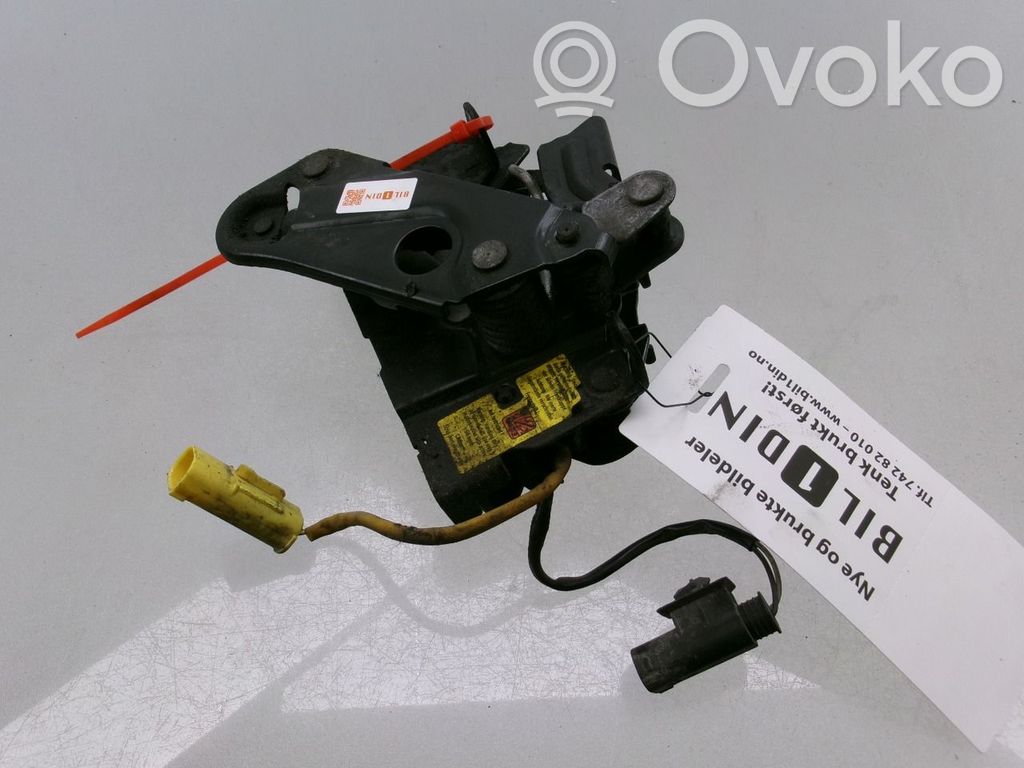 BMW 5 F10 F11 Serrure de capot 