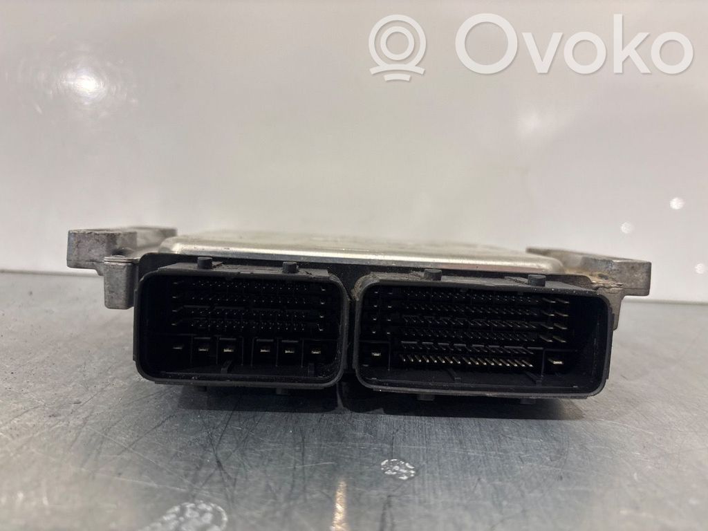 Opel Vivaro Unidad de control/módulo ECU del motor