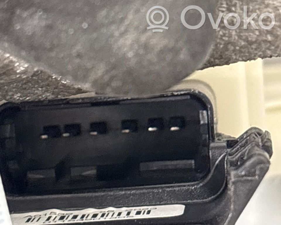 Opel Vivaro Încuietoare ușă spate 