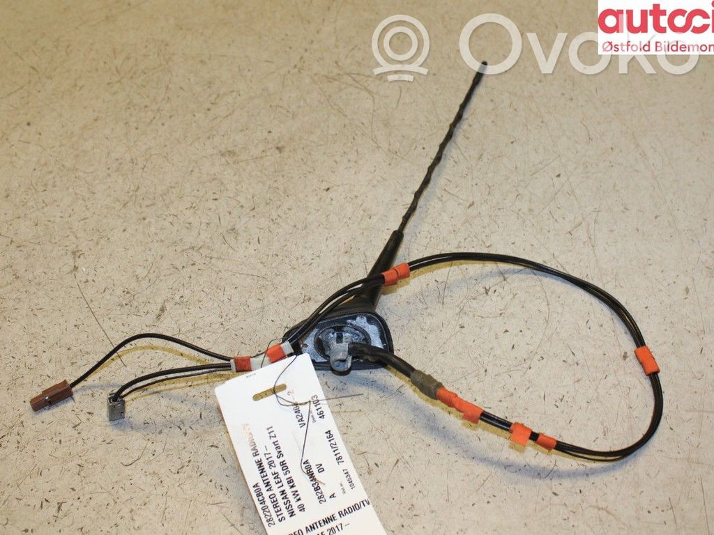 Nissan Leaf II (ZE1) Antenna GPS