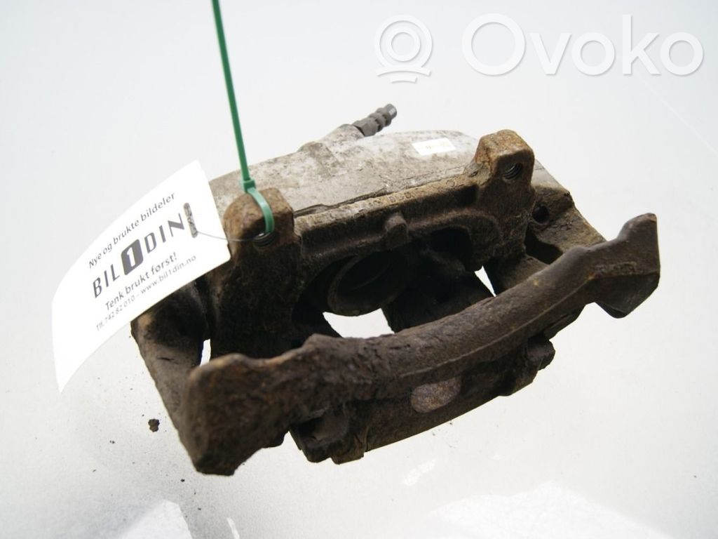 Volvo V60 Etujarrusatula 
