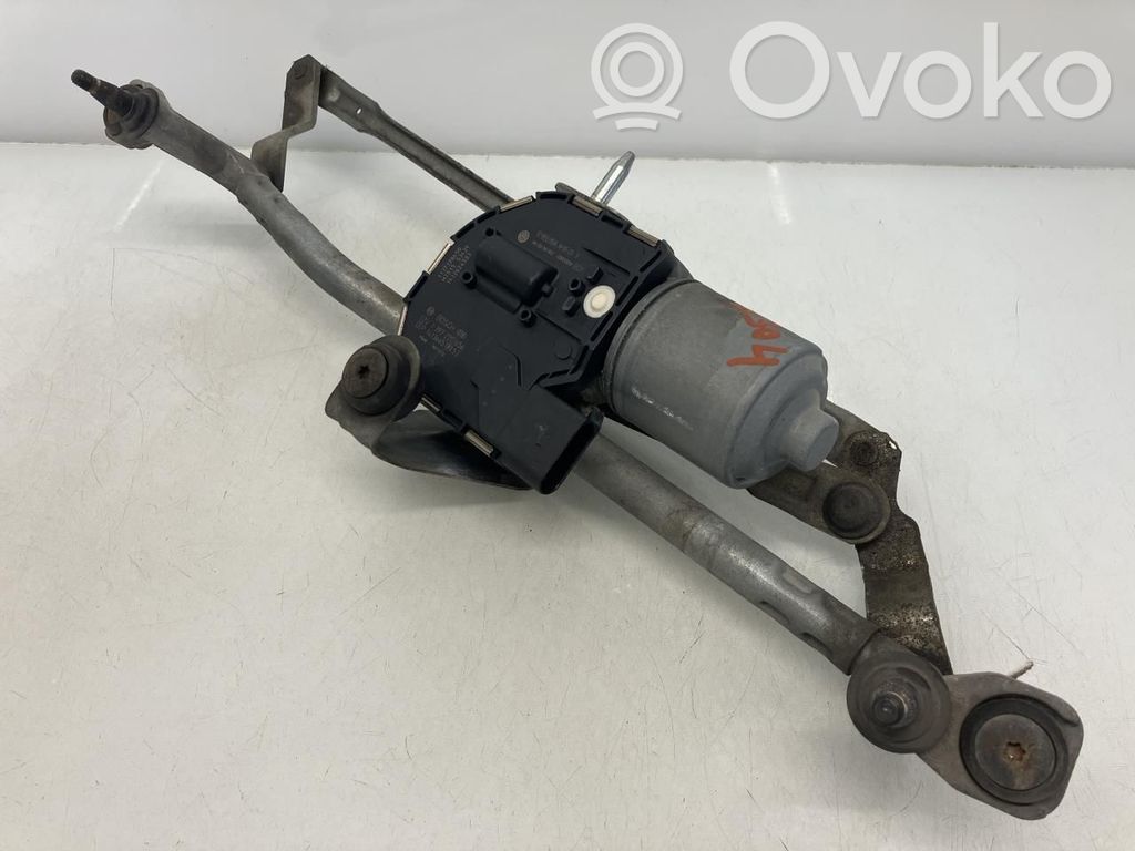 Volkswagen Touran II Tringlerie et moteur d'essuie-glace avant