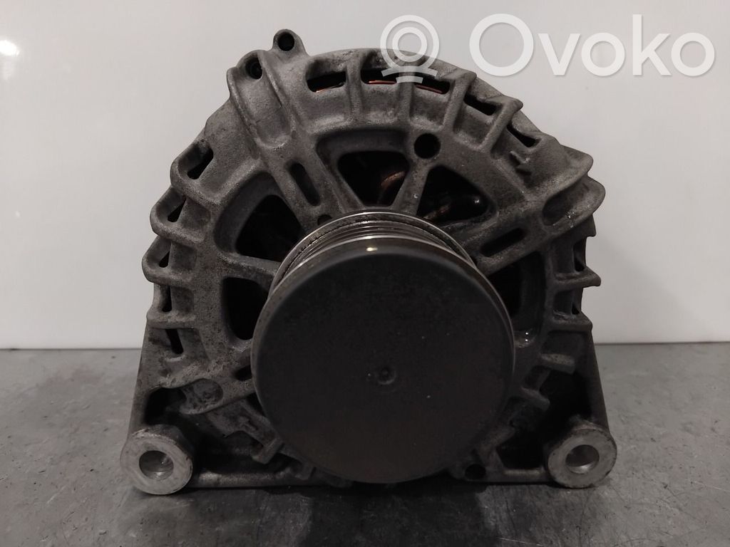 Peugeot 2008 I Alternator