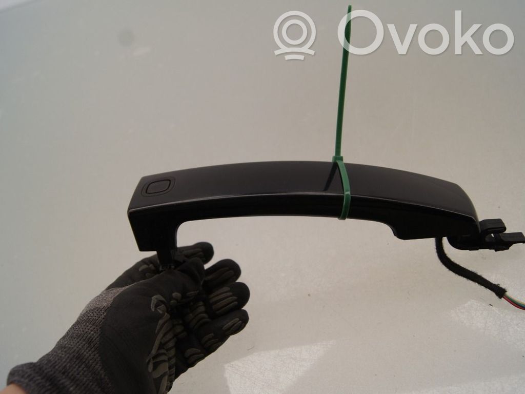 Land Rover Discovery 4 - LR4 Front door exterior handle 