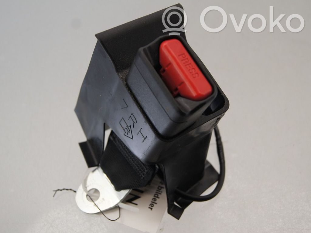 Toyota bZ4X Boucle de ceinture de sécurité arrière