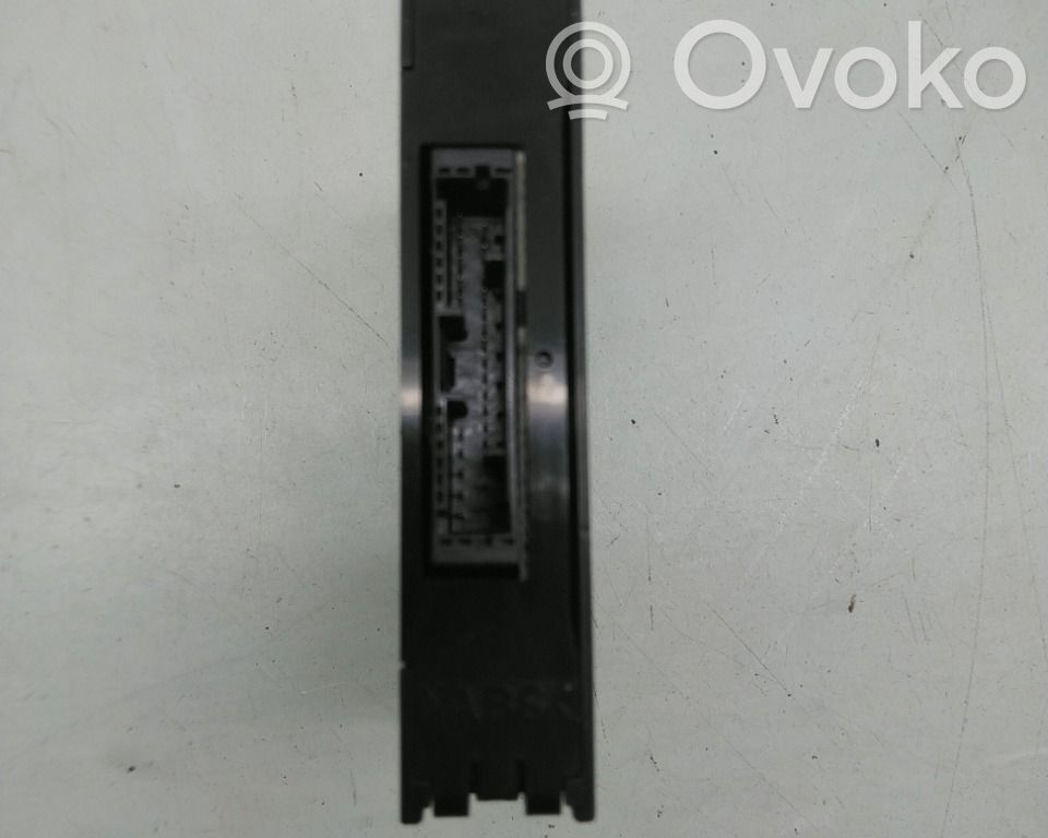 Toyota RAV 4 (XA40) Otras unidades de control/módulos