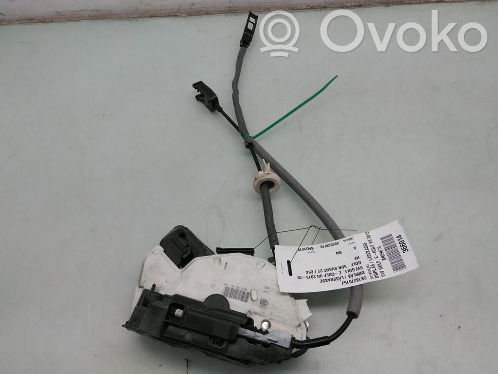 Volkswagen Golf VII Zamek drzwi przednich 