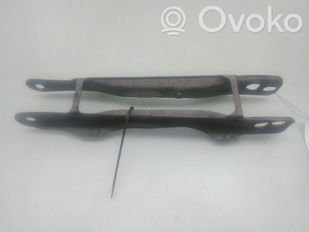 BMW 5 G30 G31 G38 Takatukivarsi