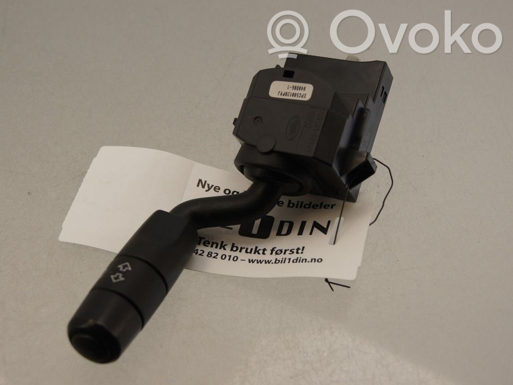 Land Rover Discovery 3 - LR3 Wiper control stalk