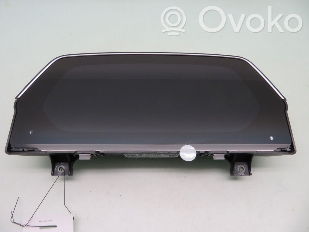 Audi e-tron Geschwindigkeitsmesser Cockpit 