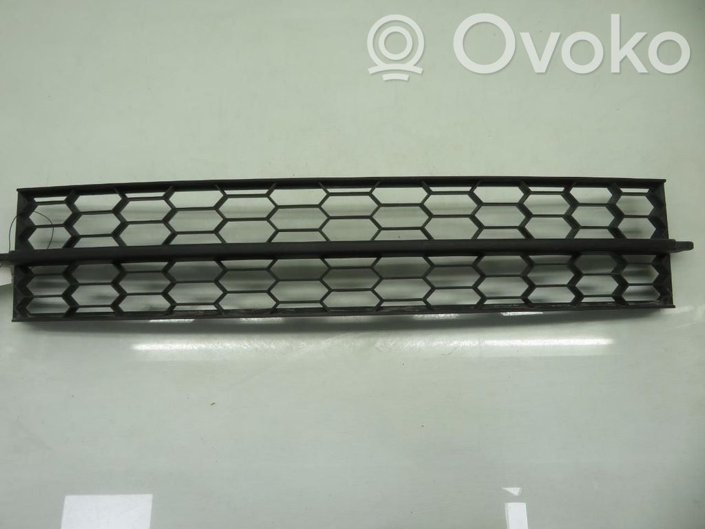 Skoda Octavia Mk3 (5E) Rejilla inferior del parachoques delantero 