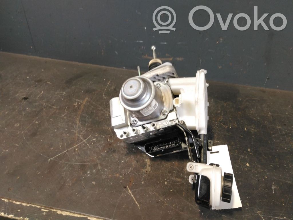 Volvo XC40 Regulador de presión de la potencia de freno