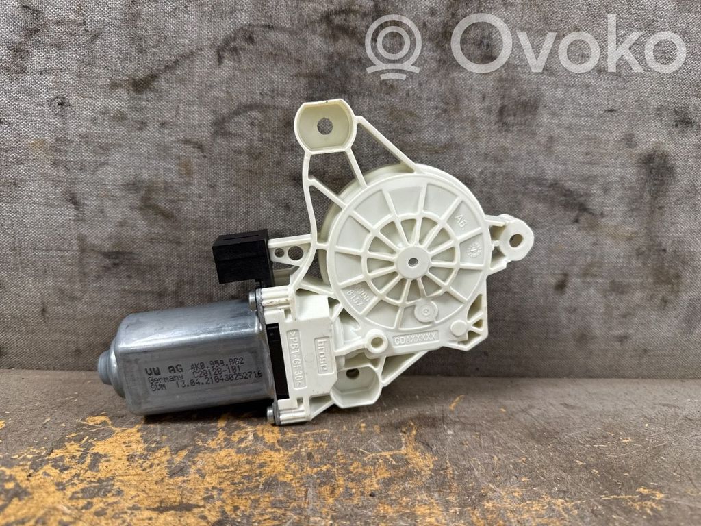 Skoda Enyaq iV Macara electrică geam ușă față 