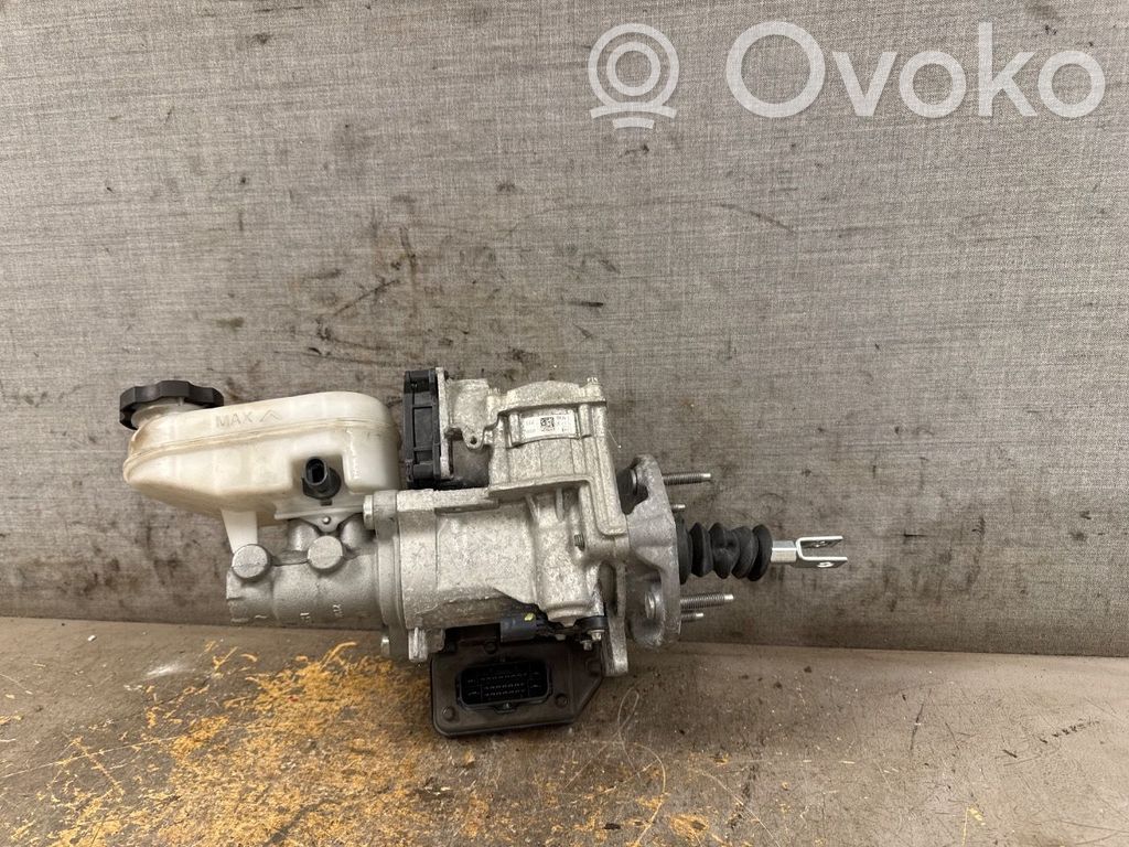 Tesla Model S Pääjarrusylinteri 