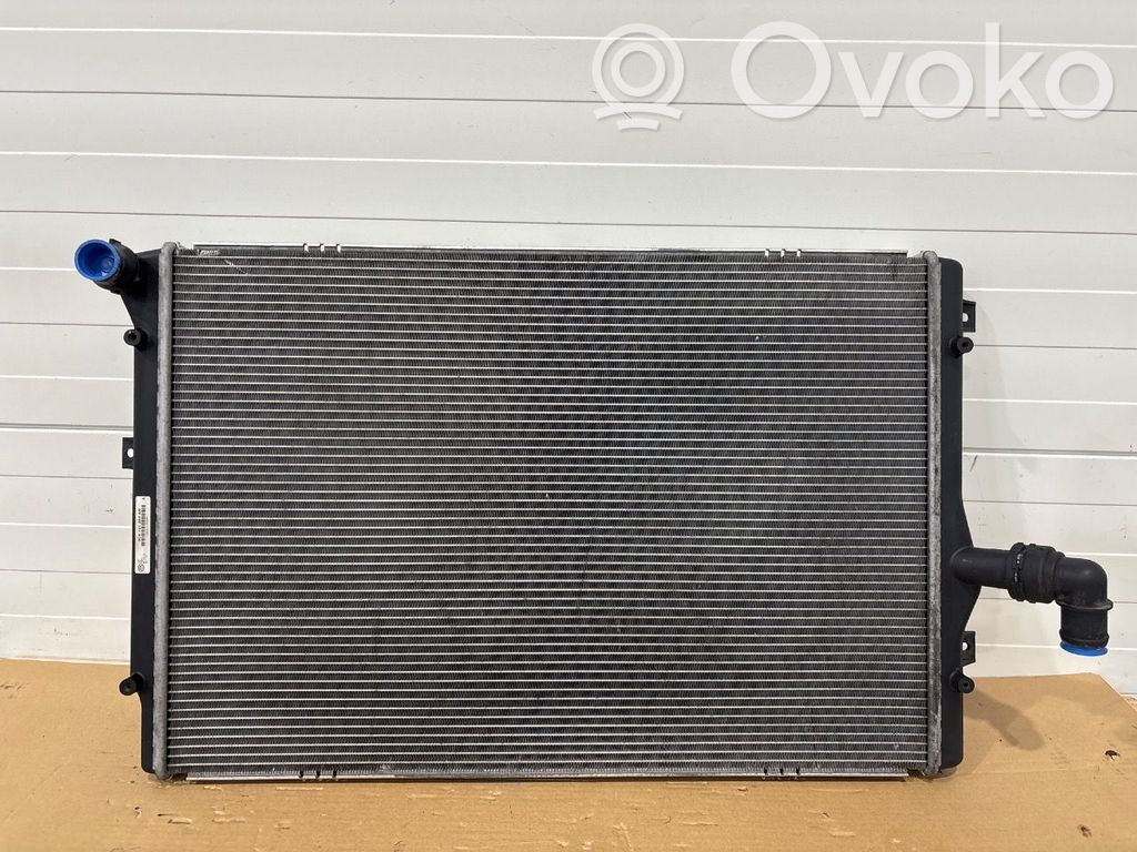 Volkswagen PASSAT B7 Wasserkühler