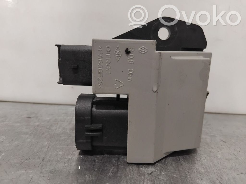 Renault Clio IV Relais de ventilateur de liquide de refroidissement 